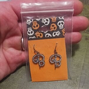 🏷3/$15 Earrings